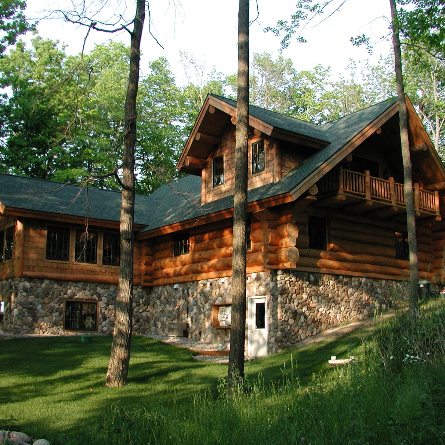 custom log home