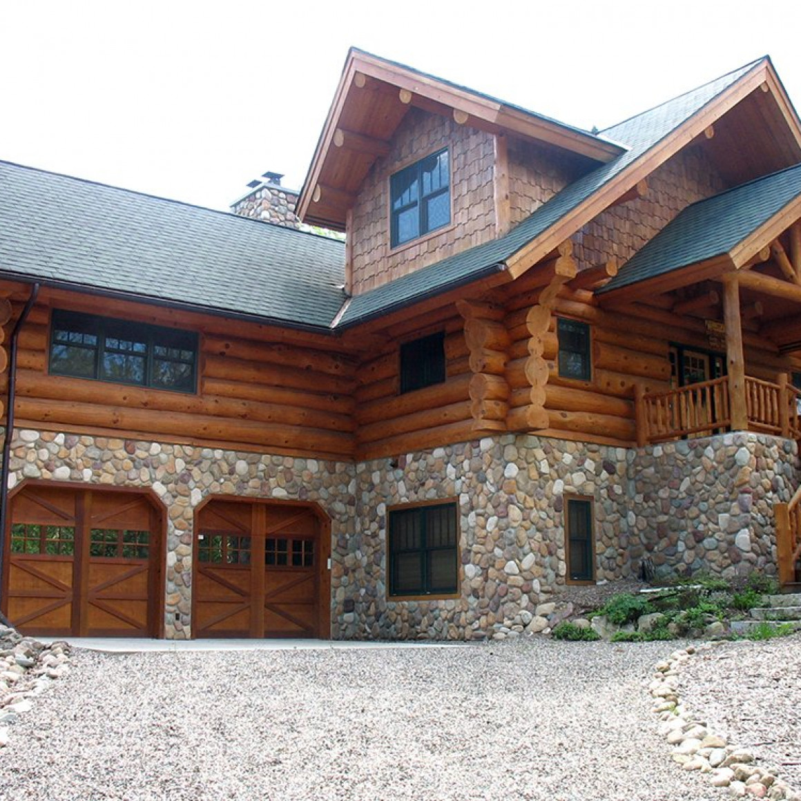 custom log home